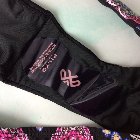 New PilyQ Hindi Banded Teeny Bikini Bottoms Small - Picture 7 of 8